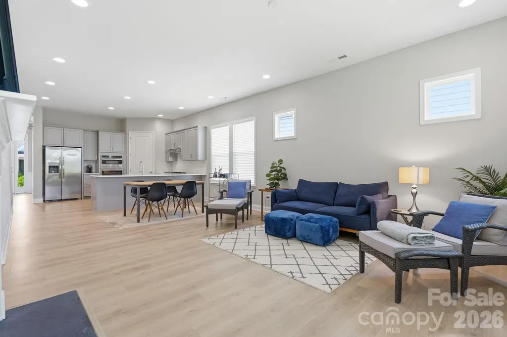 17138 Sand Bank Road Charlotte NC 28278