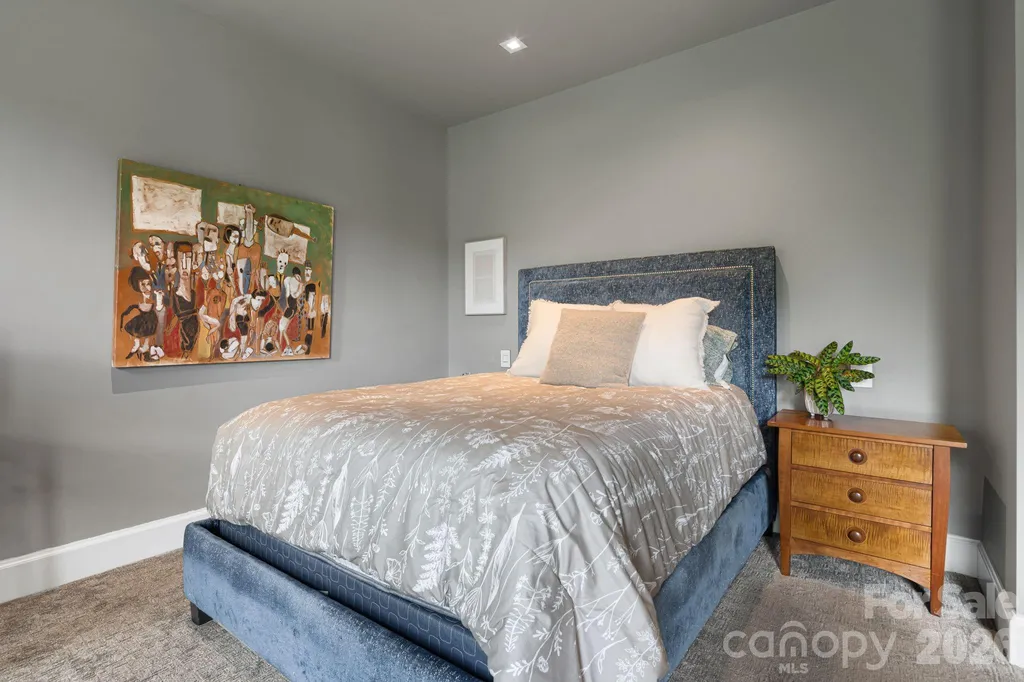 195 Jordan Street Hendersonville NC 28739