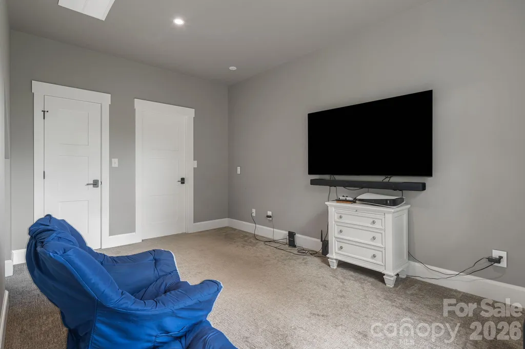 195 Jordan Street Hendersonville NC 28739