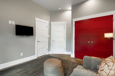 195 Jordan Street Hendersonville NC 28739