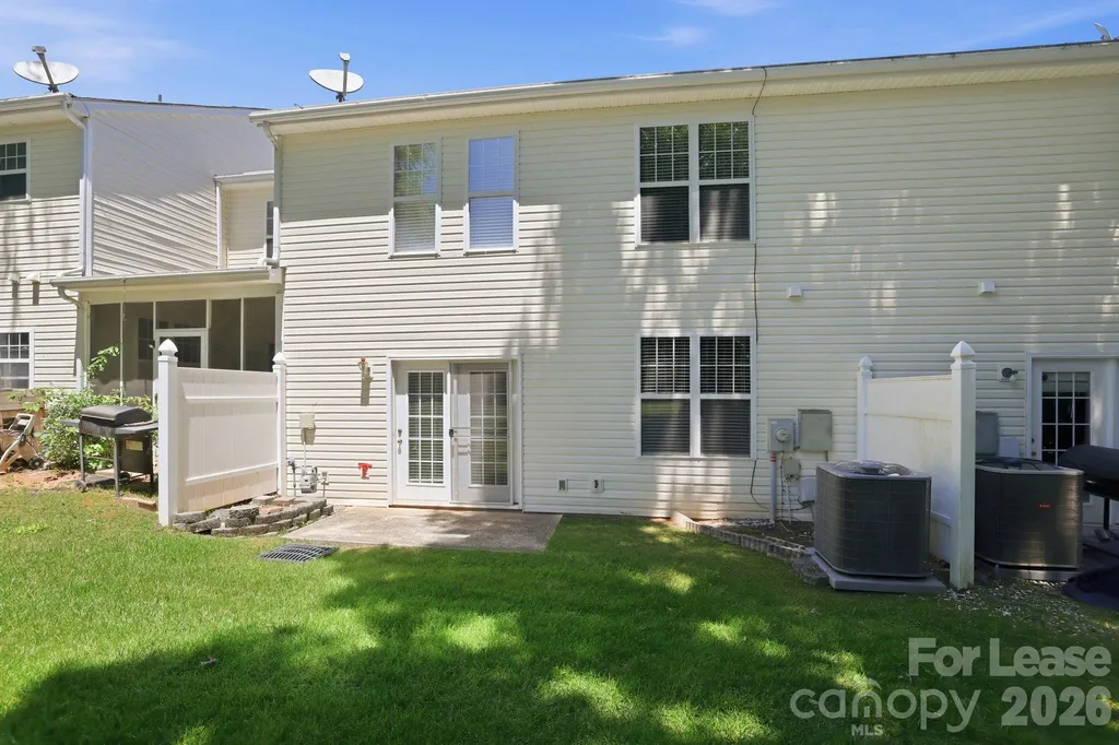 10781 Essex Hall Drive Charlotte NC 28277