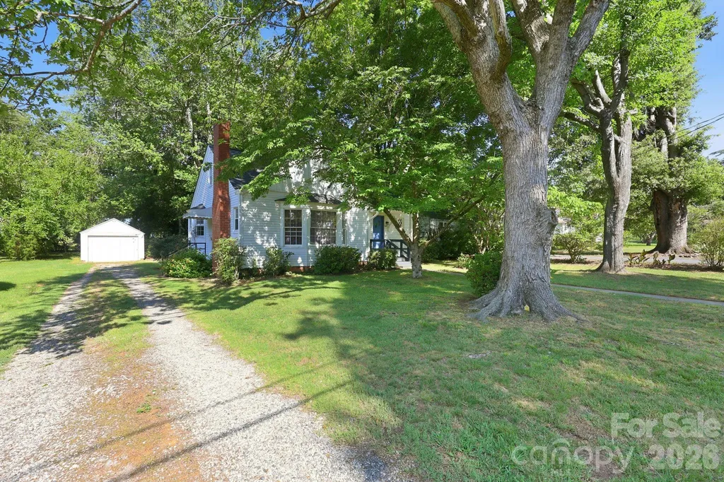 217 Queen Anne Road Salisbury NC 28144
