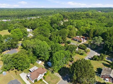 217 Queen Anne Road Salisbury NC 28144