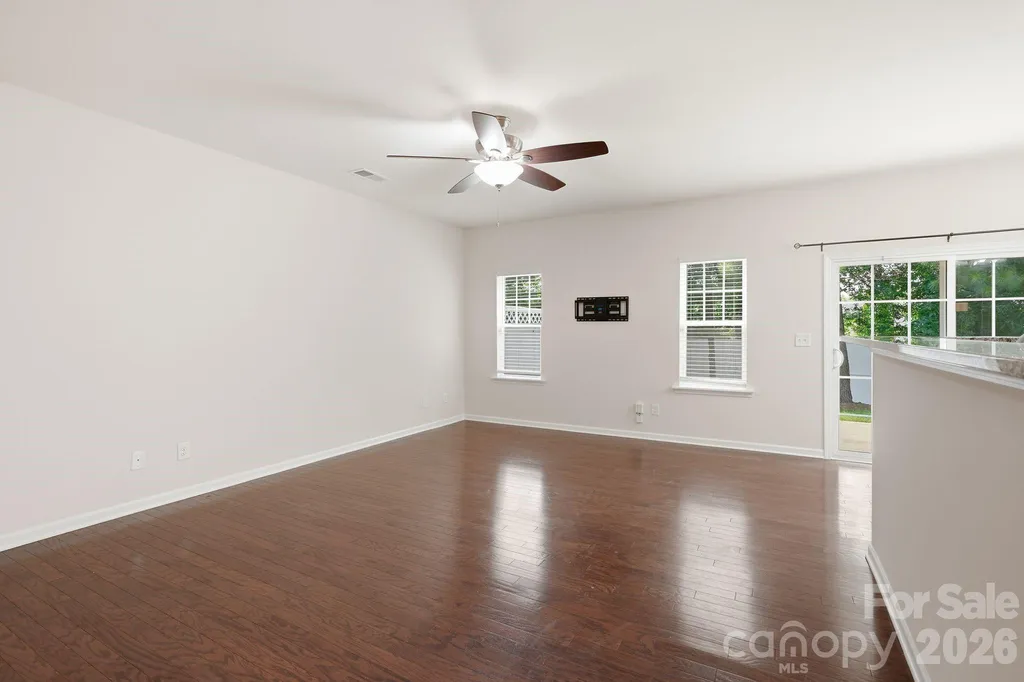7323 Jane Parks Way Charlotte NC 28217