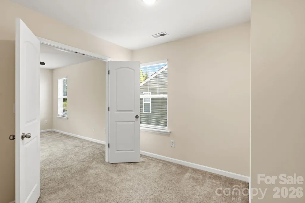 7323 Jane Parks Way Charlotte NC 28217