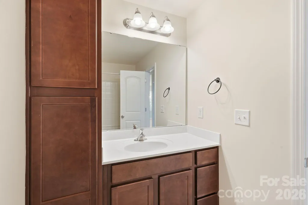 7323 Jane Parks Way Charlotte NC 28217