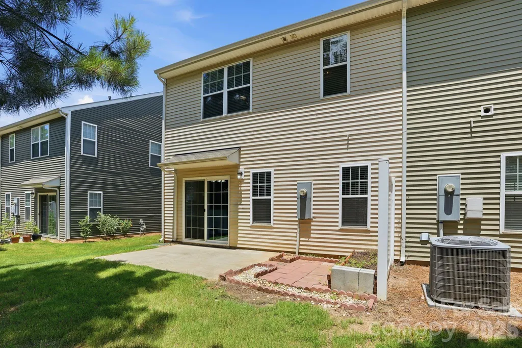 7323 Jane Parks Way Charlotte NC 28217