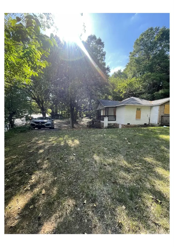 2116 West Boulevard Charlotte NC 28208