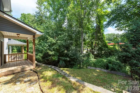 31 English Ivy Road Asheville NC 28806