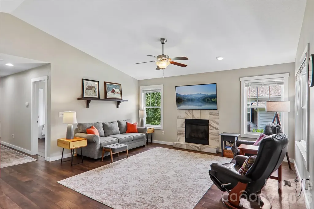 196 Tipton Hill Road Leicester NC 28748