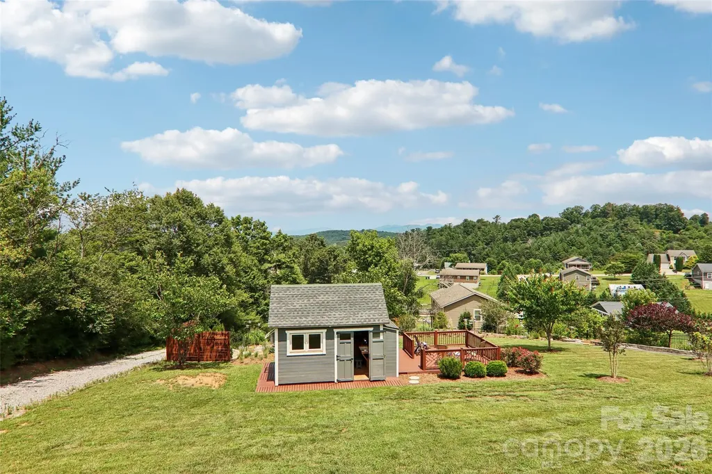 196 Tipton Hill Road Leicester NC 28748