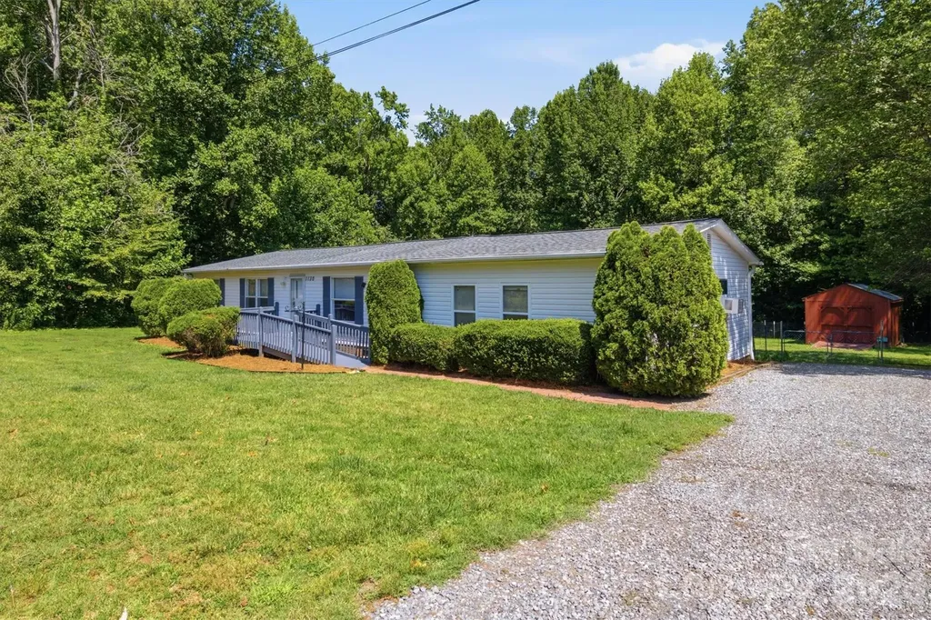 1130 Cedar Creek Drive Morganton NC 28655