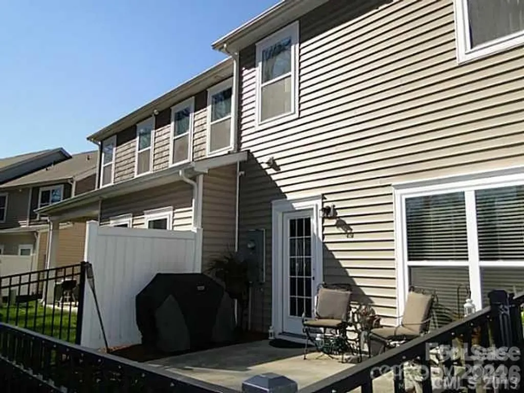 4707 Craigmoss Lane Charlotte NC 28278