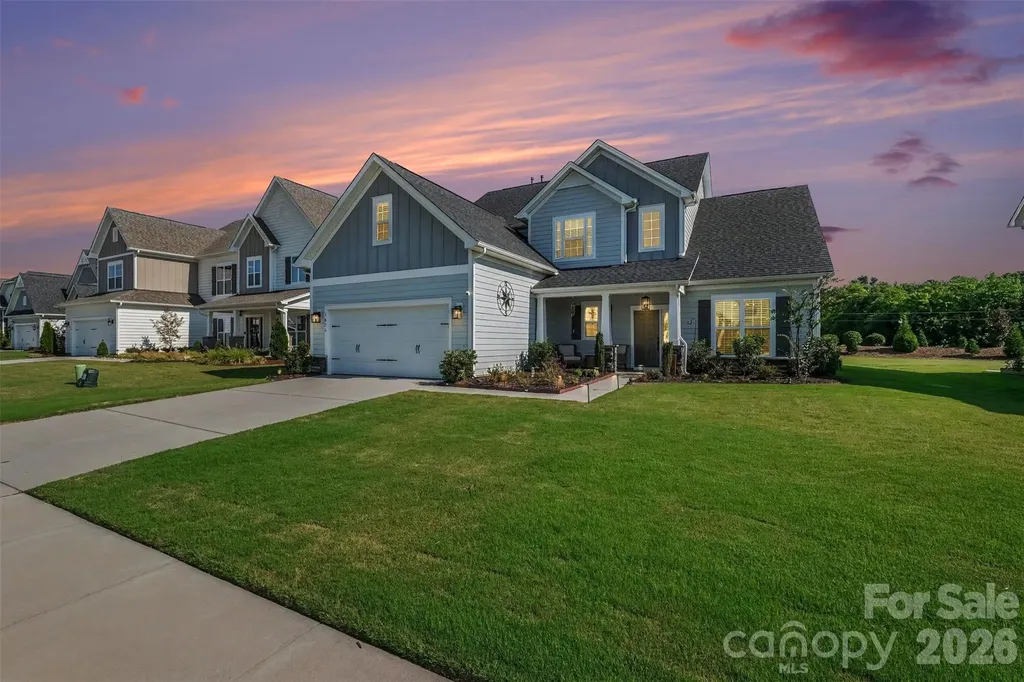 3826 Dahlia Drive Harrisburg NC 28075