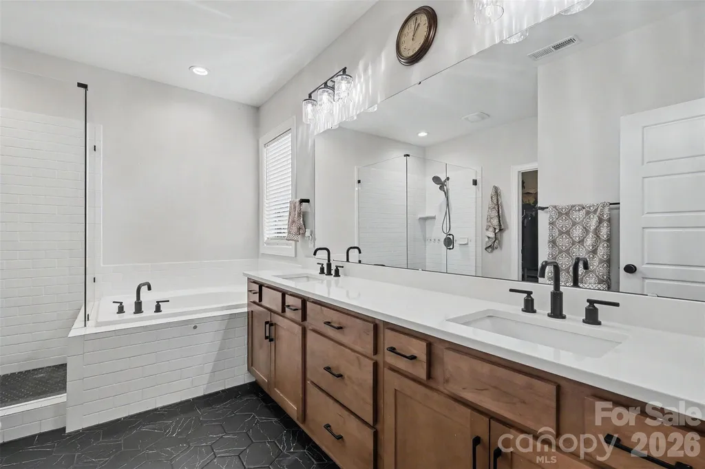 3826 Dahlia Drive Harrisburg NC 28075