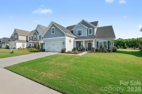 3826 Dahlia Drive Harrisburg NC 28075