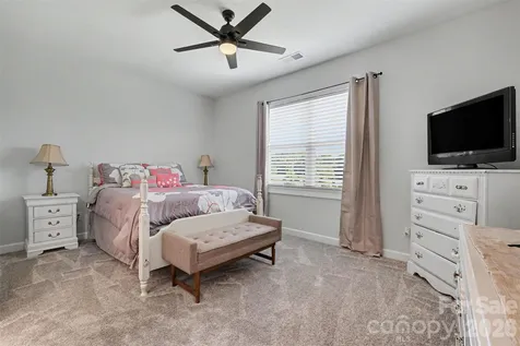 3826 Dahlia Drive Harrisburg NC 28075