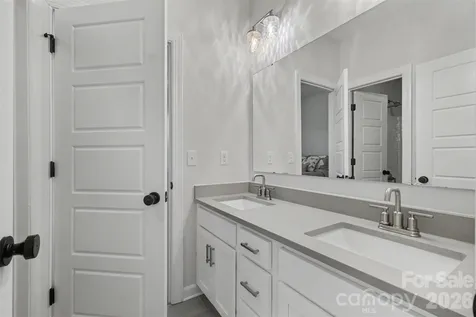 3826 Dahlia Drive Harrisburg NC 28075