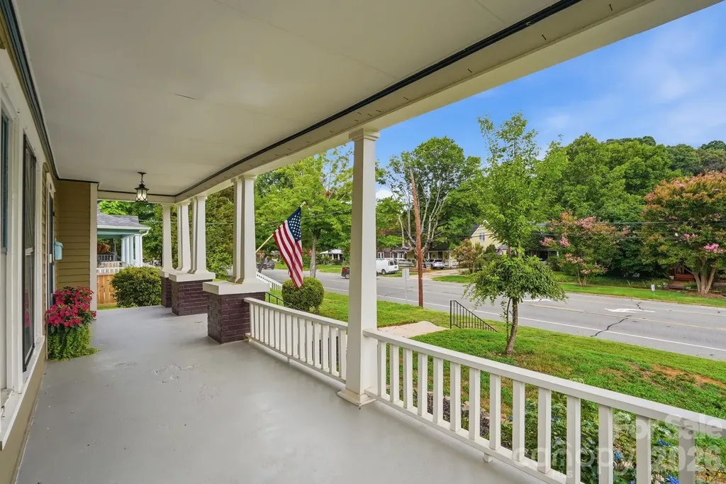 1627 N Main Street Salisbury NC 28144