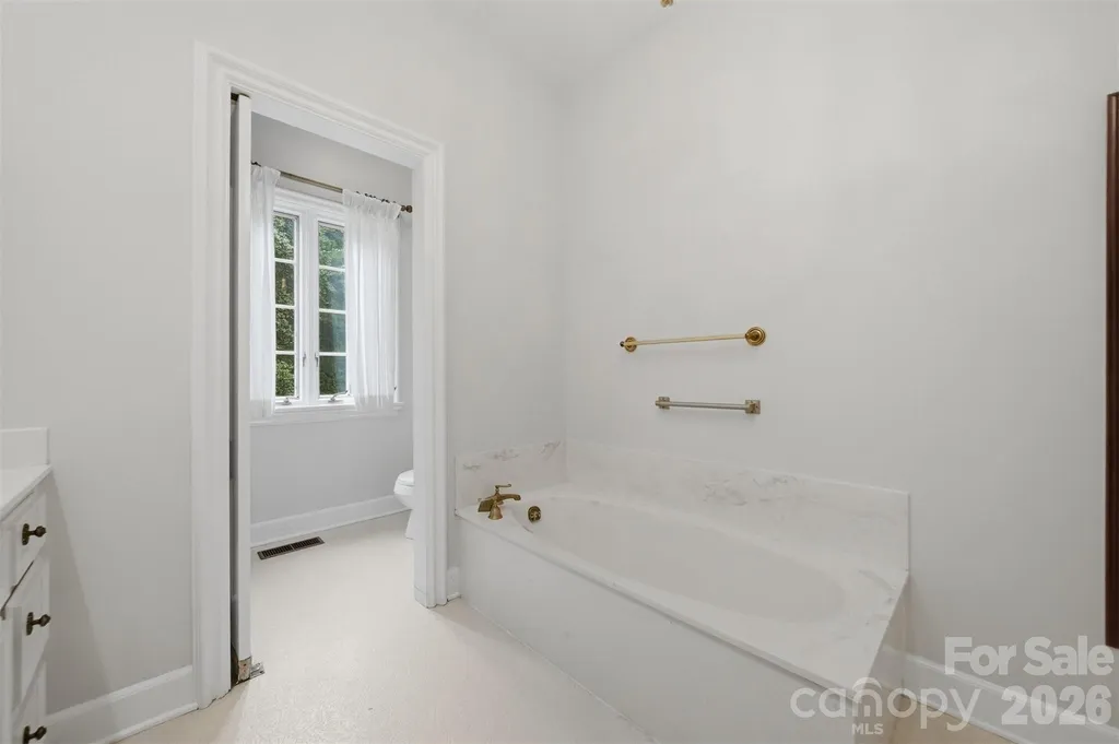 2373 Wilkesboro Boulevard Lenoir NC 28645