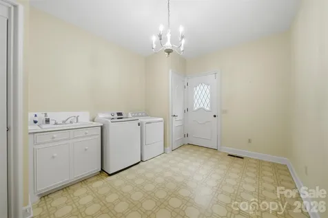 2373 Wilkesboro Boulevard Lenoir NC 28645