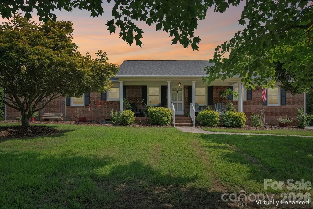 2004 Battle Street Salisbury NC 28146
