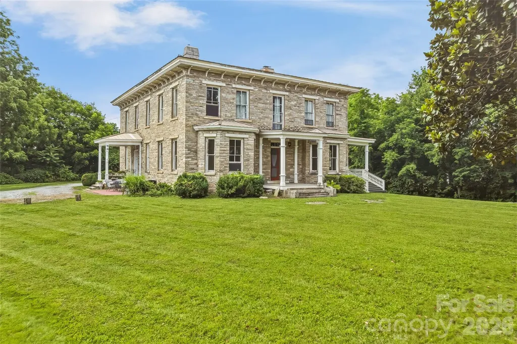31 Meadows Blake House Lane Fletcher NC 28732