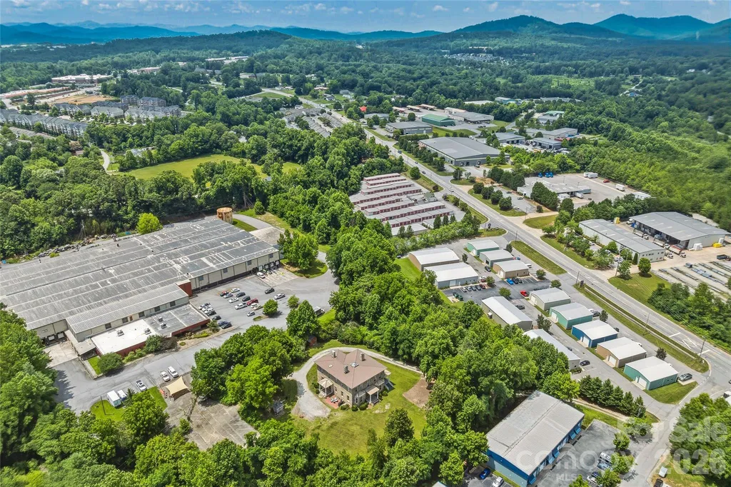 31 Meadows Blake House Lane Fletcher NC 28732