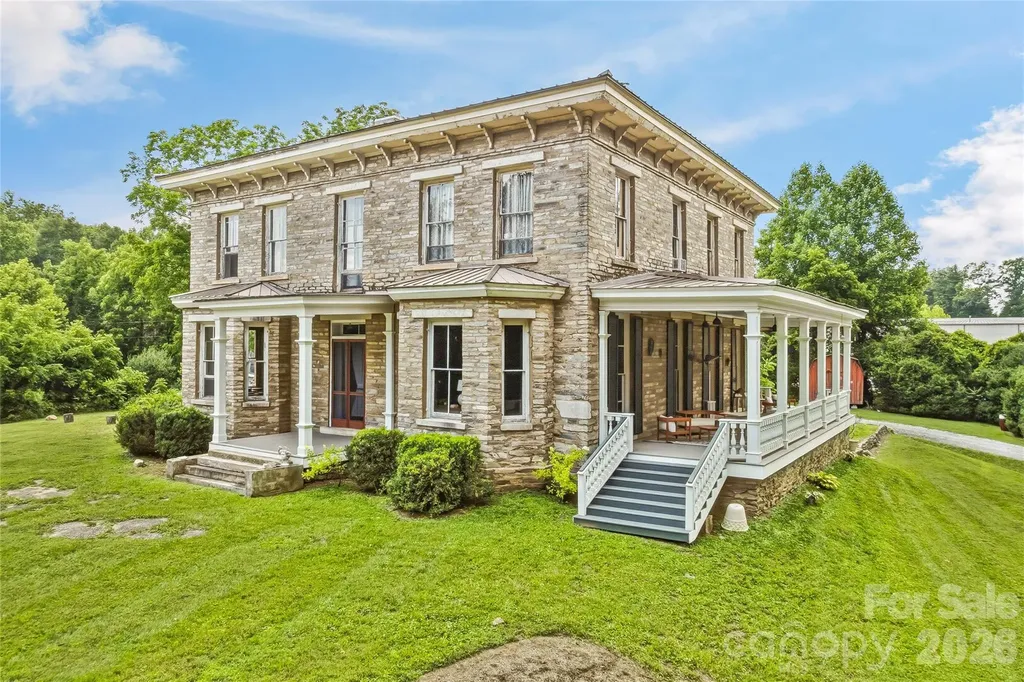 31 Meadows Blake House Lane Fletcher NC 28732