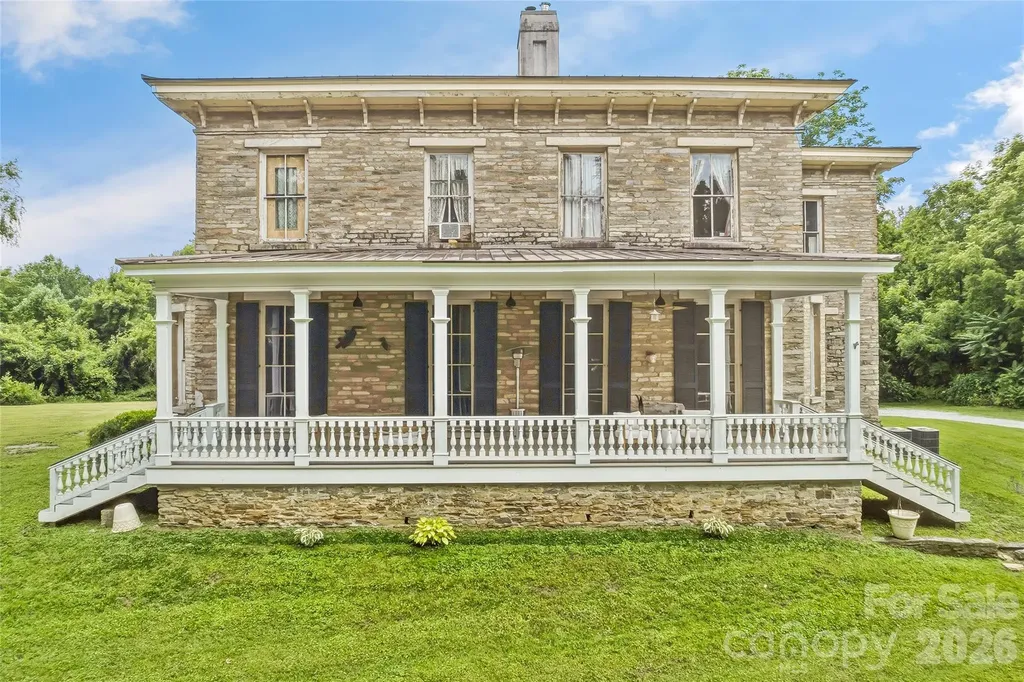 31 Meadows Blake House Lane Fletcher NC 28732