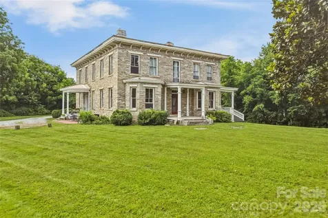 31 Meadows Blake House Lane Fletcher NC 28732