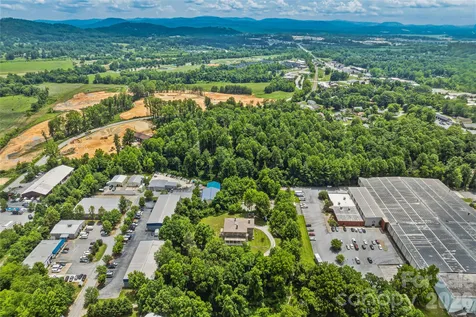 31 Meadows Blake House Lane Fletcher NC 28732
