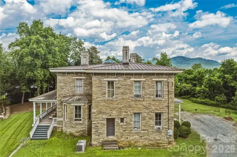 31 Meadows Blake House Lane Fletcher NC 28732