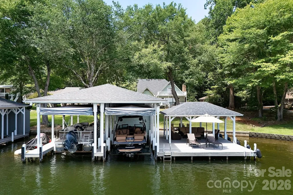 136 Lakeland Circle Mount Gilead NC 27306