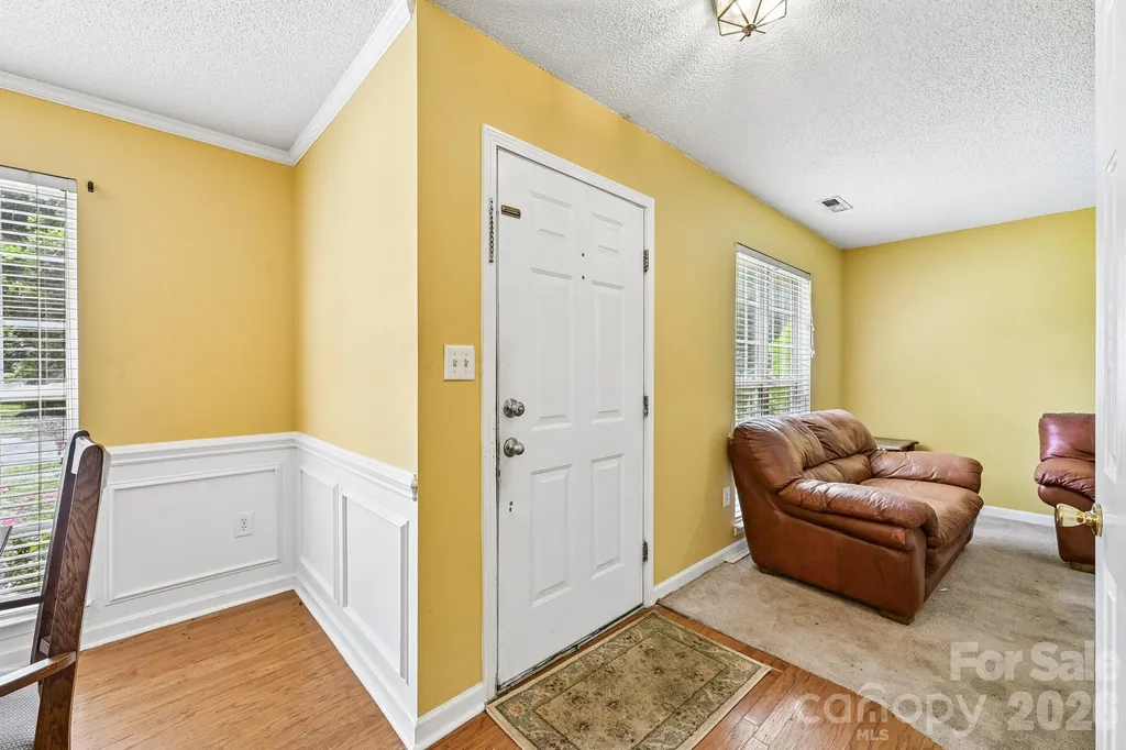 7329 Starvalley Drive Charlotte NC 28210