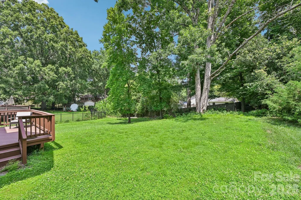 7329 Starvalley Drive Charlotte NC 28210