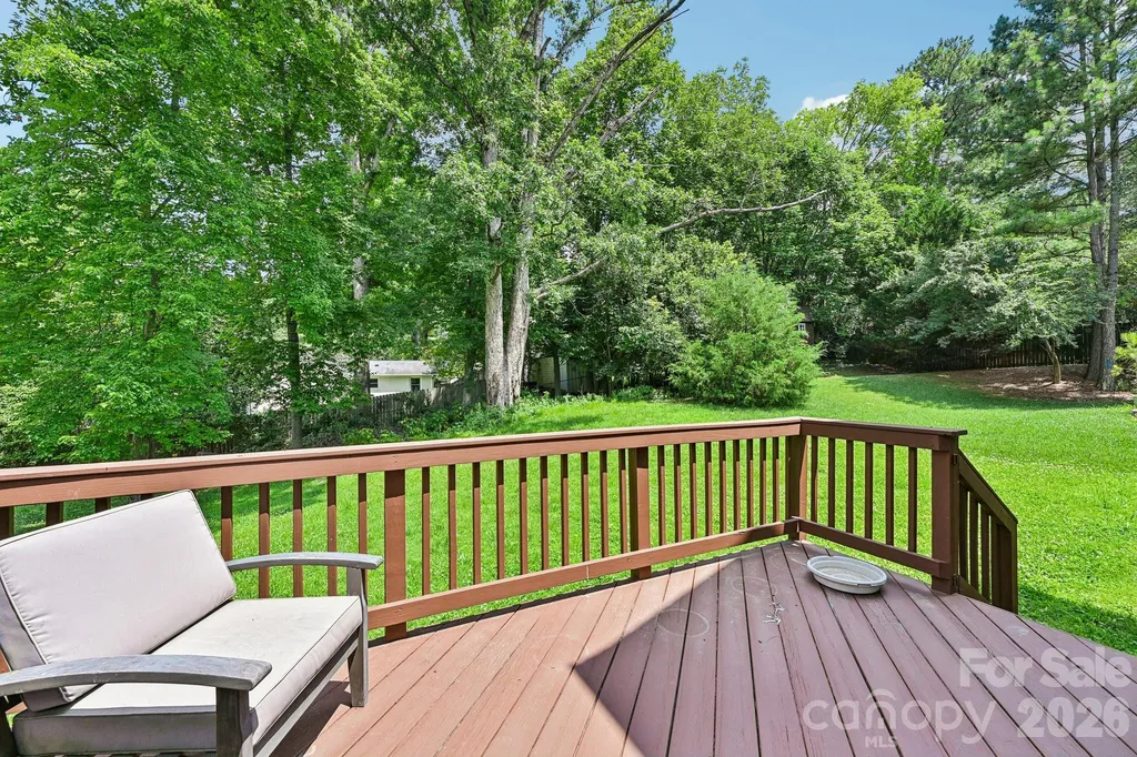 7329 Starvalley Drive Charlotte NC 28210