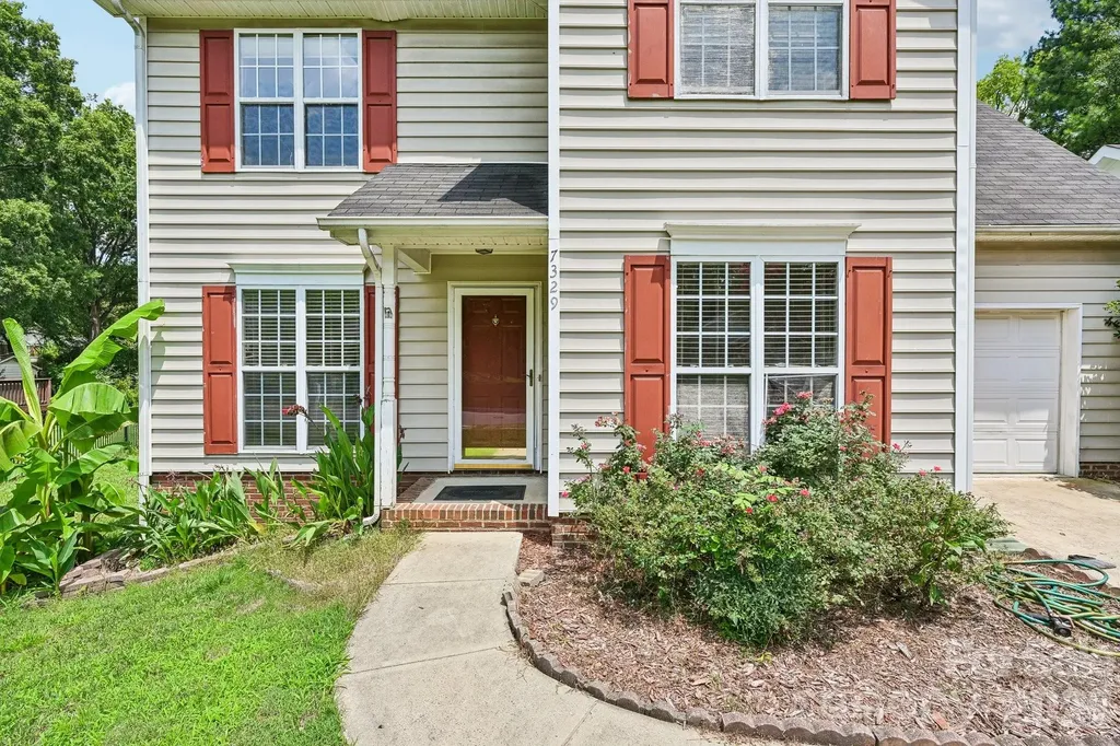 7329 Starvalley Drive Charlotte NC 28210