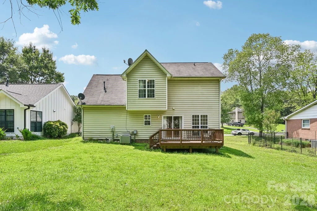 7329 Starvalley Drive Charlotte NC 28210