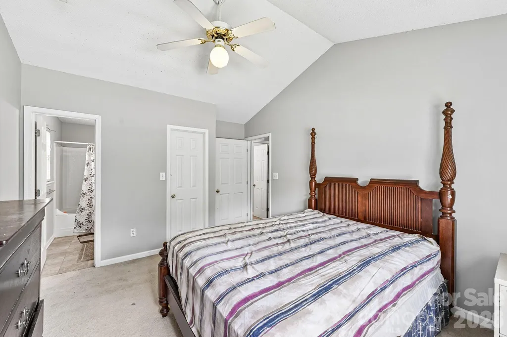 7329 Starvalley Drive Charlotte NC 28210
