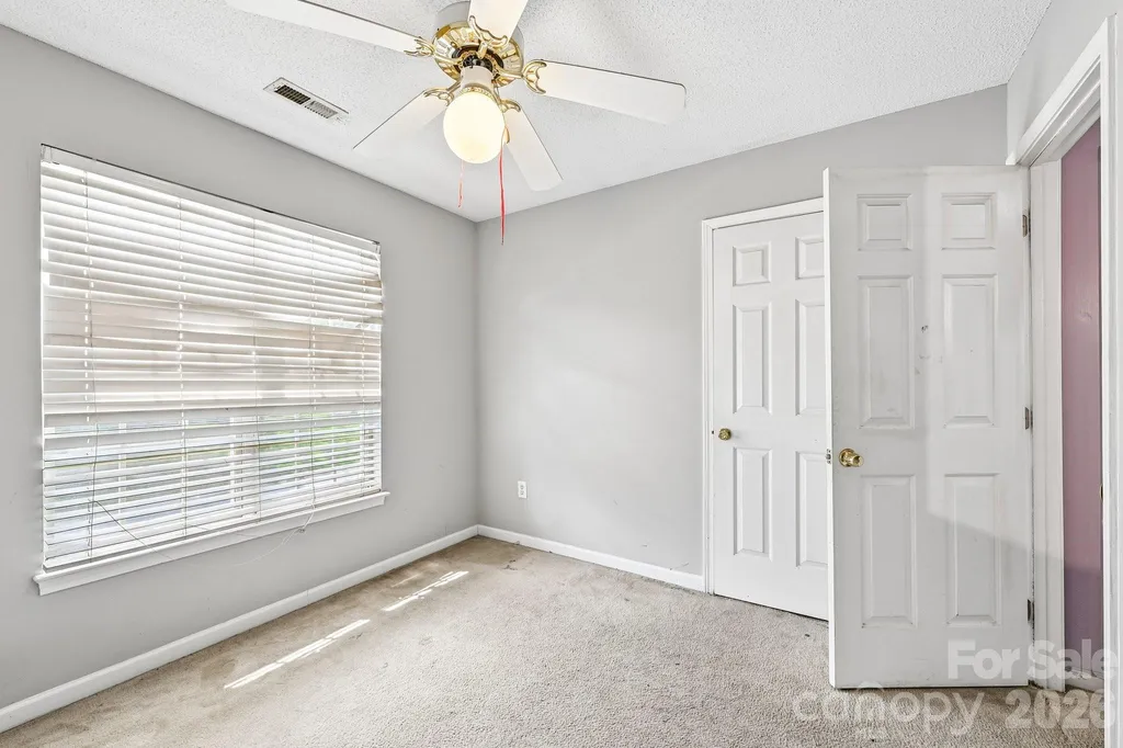 7329 Starvalley Drive Charlotte NC 28210
