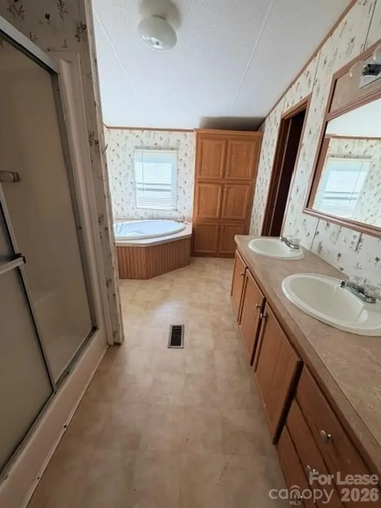 4398 Golden Lane Claremont NC 28610