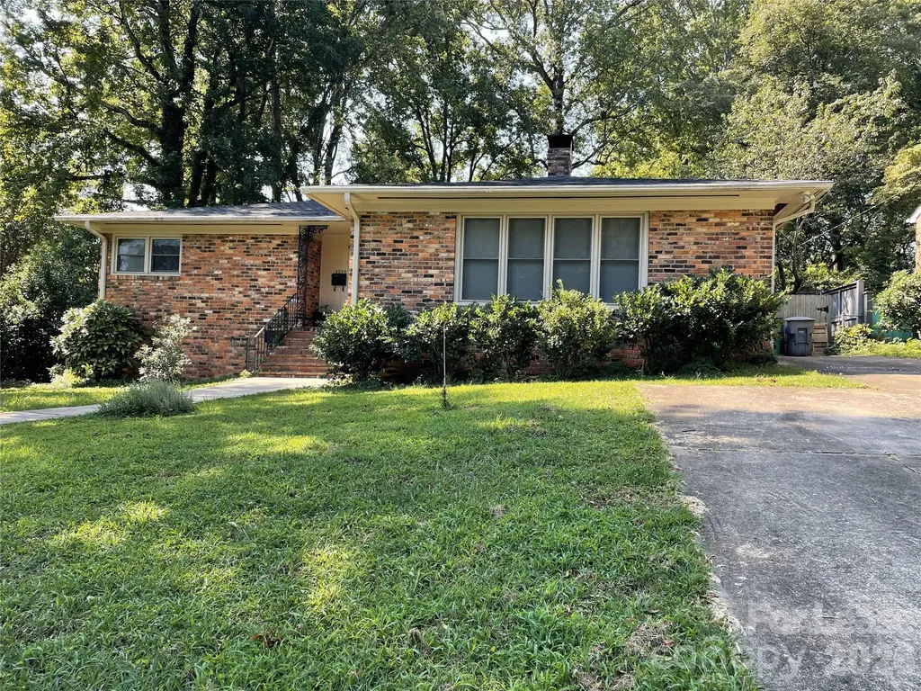 5226 Murrayhill Road Charlotte NC 28210
