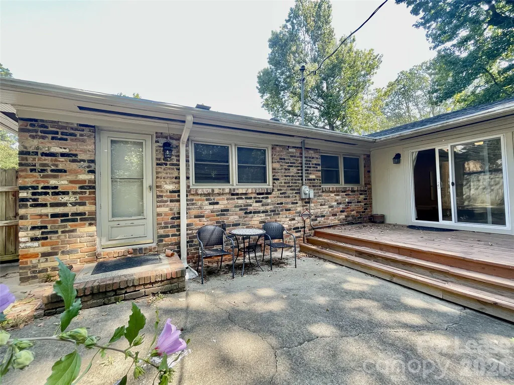 5226 Murrayhill Road Charlotte NC 28210