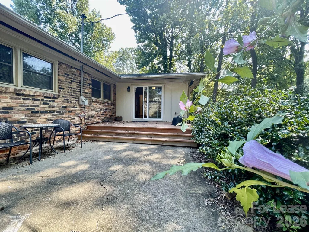 5226 Murrayhill Road Charlotte NC 28210
