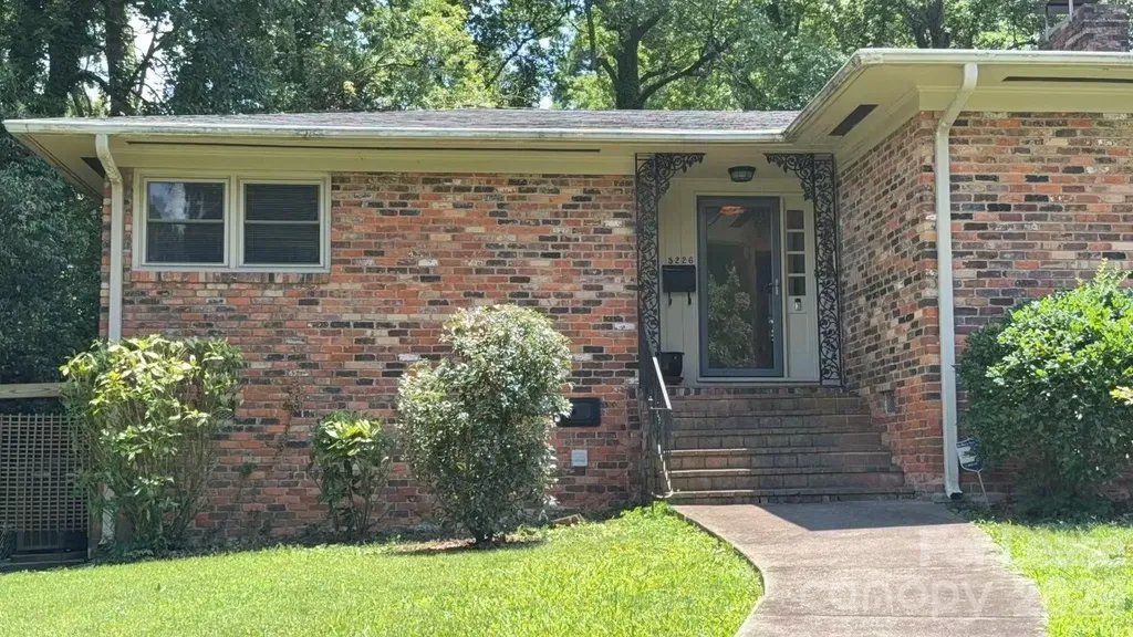 5226 Murrayhill Road Charlotte NC 28210