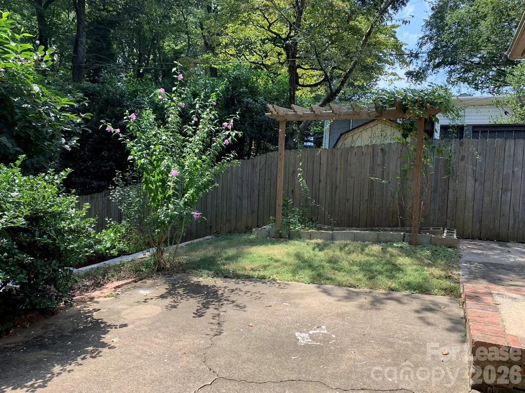 5226 Murrayhill Road Charlotte NC 28210