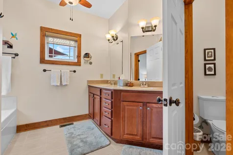 747 Whitetail Trail Banner Elk NC 28604