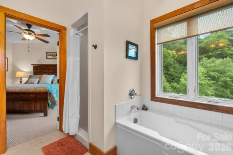 747 Whitetail Trail Banner Elk NC 28604