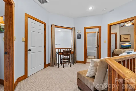 747 Whitetail Trail Banner Elk NC 28604